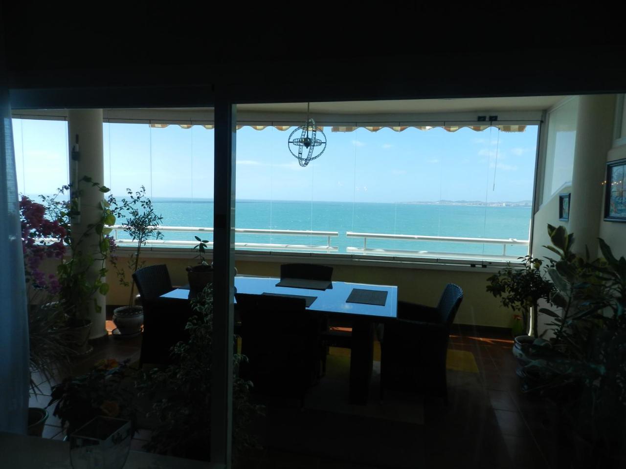 شقة Costa Quebrada Residencial 1 بينالماذينا المظهر الخارجي الصورة
